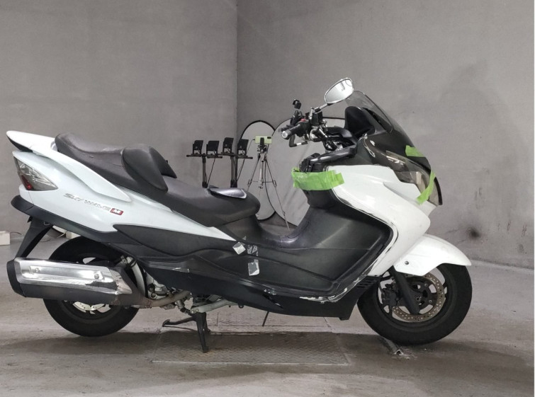 Мотоцикл Suzuki SKYWAVE 250M