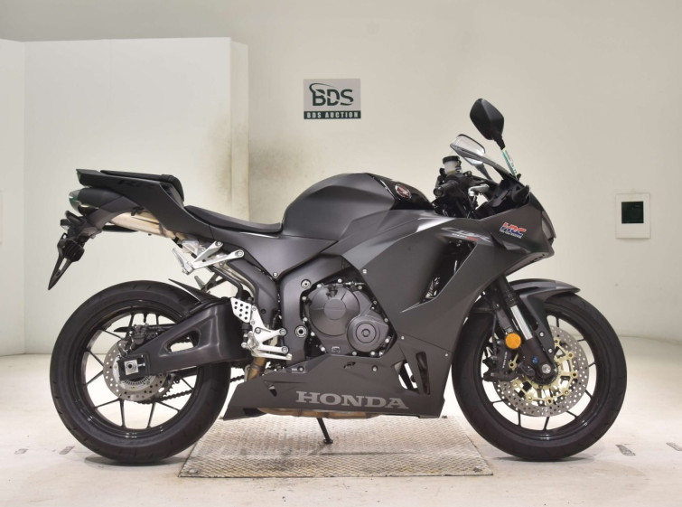 Мотоцикл Honda CBR600RR з пробігом 6466 km
