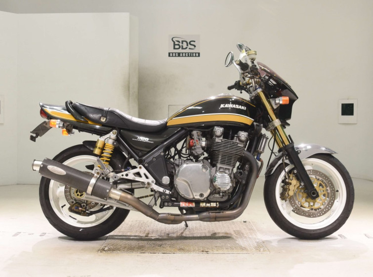 Мотоцикл Kawasaki ZEPHYR1100RS с пробегом 27429 km
