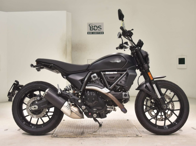 Мотоцикл Ducati SCRAMBLER 803 ICON з пробігом 3417 km