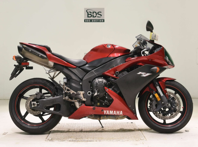 Мотоцикл Yamaha YZF-R1 з пробігом 44375 km