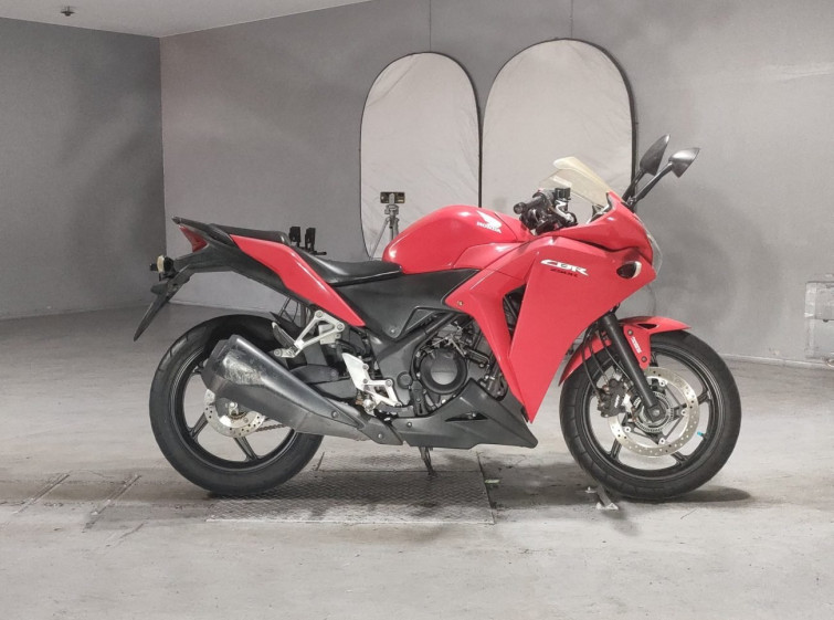 Мотоцикл Honda CBR250R с пробегом 34322 km