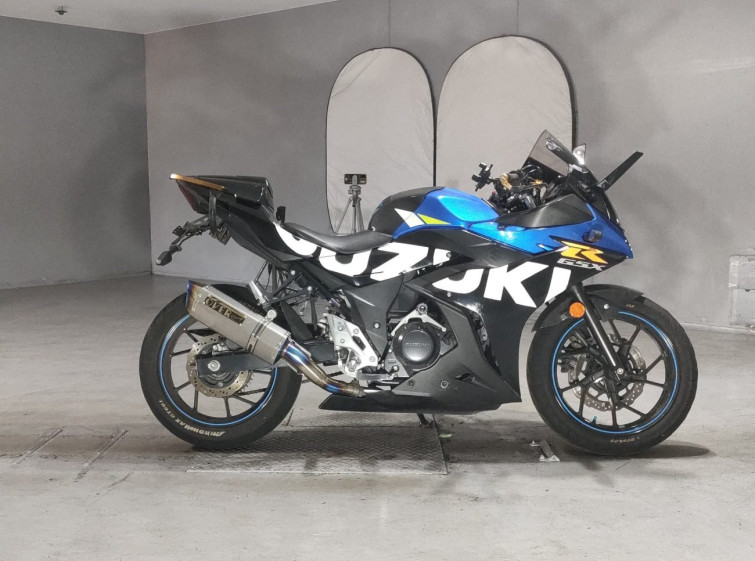 Мотоцикл Suzuki GSX250R