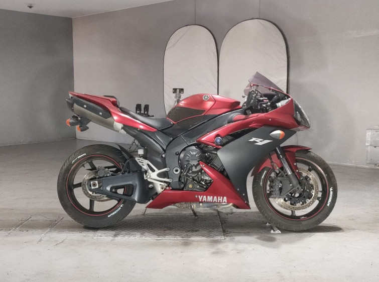 Мотоцикл Yamaha YZF-R1 з пробігом 70197 km