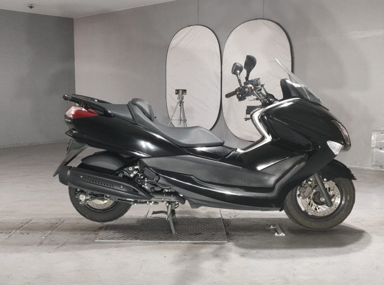 Мотоцикл Yamaha MAJESTY 250 с пробегом 21764 km