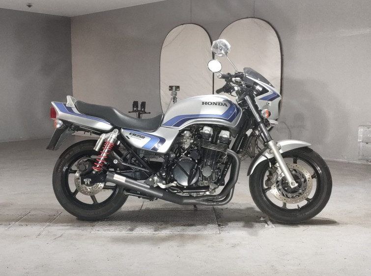 Мотоцикл Honda CB750 с пробегом 97384 km