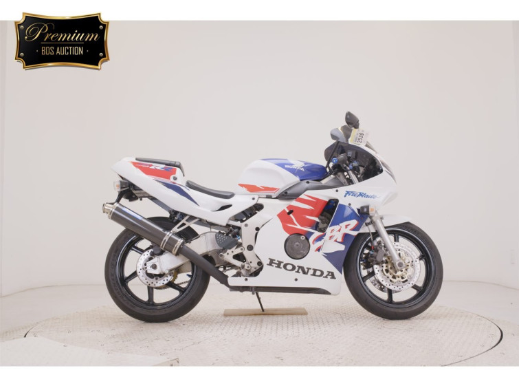 Мотоцикл Honda CBR250RR з пробігом 13449 km
