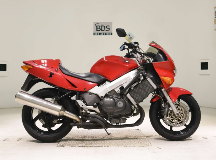 Мотоцикл Honda VFR800F з пробігом 66557 km