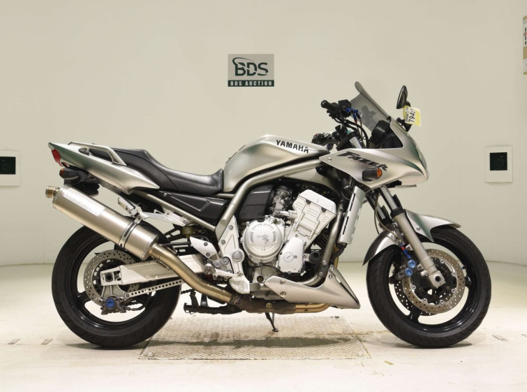 Мотоцикл Yamaha FZS1000 FAZER с пробегом 54605 km