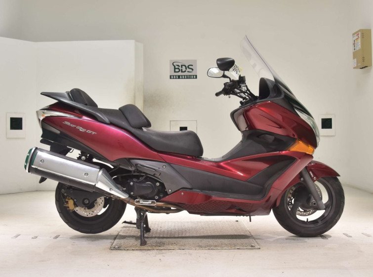 Мотоцикл Honda SILVERWING400GTA с пробегом 10702 km