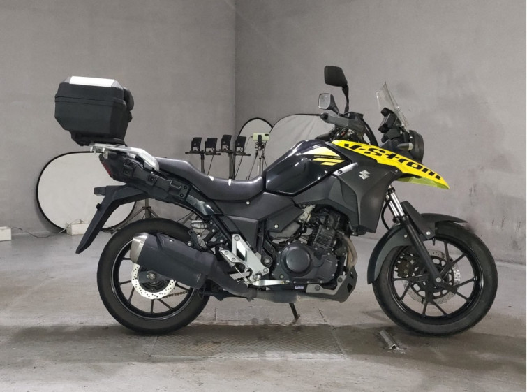 Мотоцикл Suzuki V-STROM DL250 з пробігом 20512 km