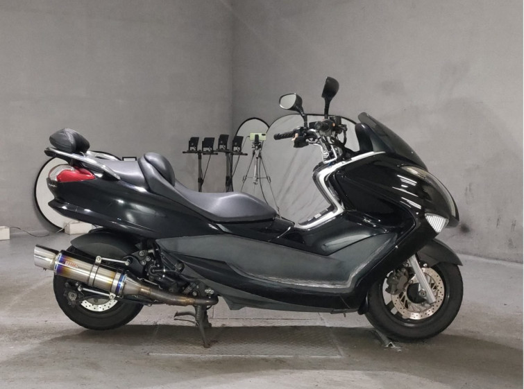 Мотоцикл Yamaha MAJESTY 250 с пробегом 64023 km