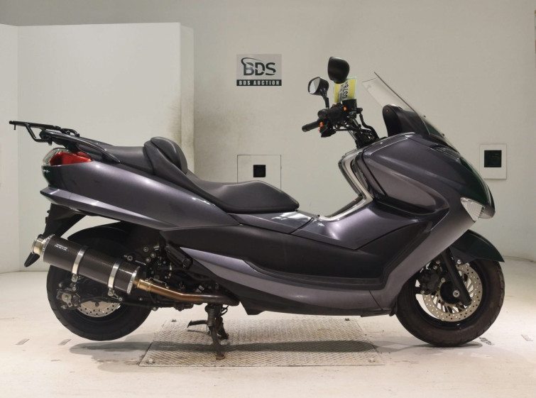 Мотоцикл Yamaha MAJESTY 250 с пробегом 9670 km