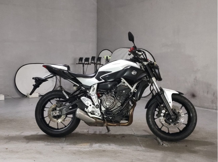 Мотоцикл Yamaha MT-07 з пробігом 33325 km