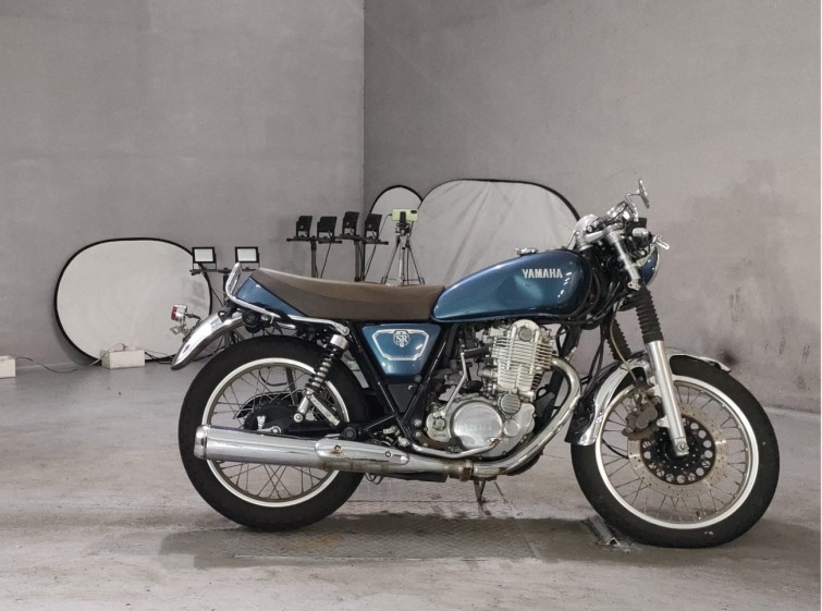 Мотоцикл Yamaha SR400 с пробегом 31488 km