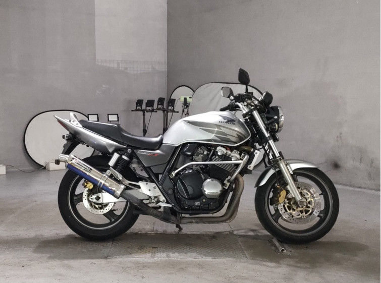 Мотоцикл Honda CB400SFV с пробегом 104406 km