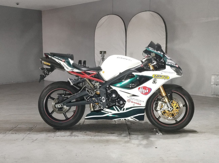 Мотоцикл Triumph DAYTONA 675R з пробігом 40602 km