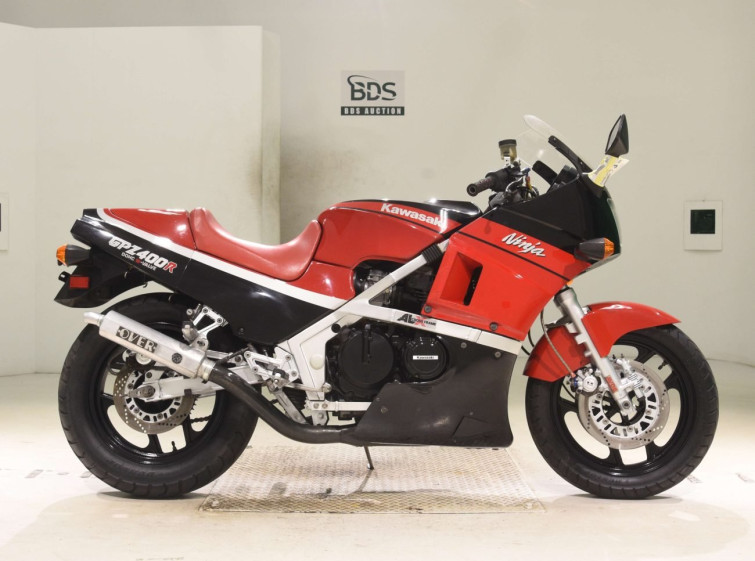 Мотоцикл Kawasaki GPZ400R с пробегом 16409 km