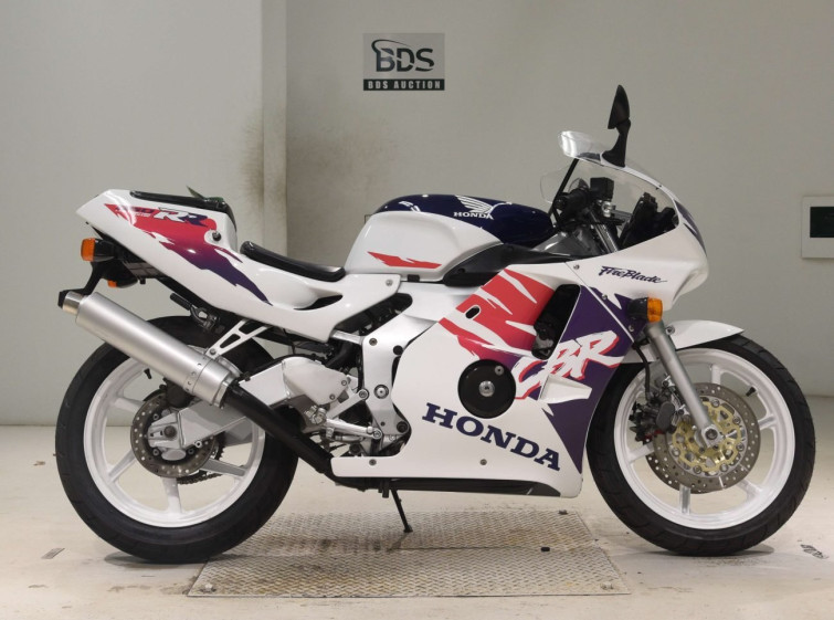 Мотоцикл Honda CBR250RR з пробігом 15221 km