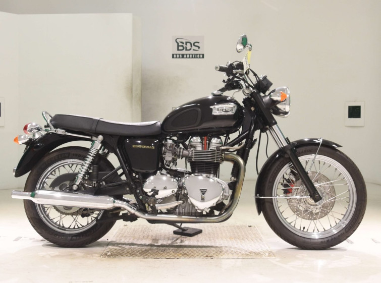 Мотоцикл Triumph BONNEVILLE с пробегом 17759 km