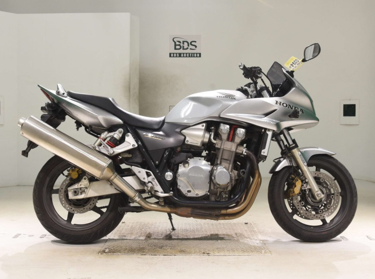 Мотоцикл Honda CB1300SF с пробегом 34849 km
