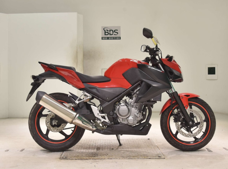 Мотоцикл Honda CB250F с пробегом 3056 km