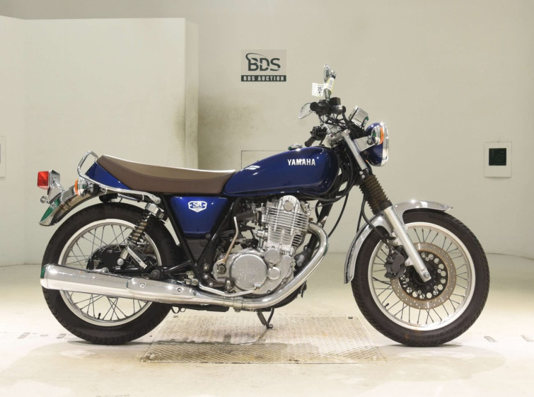 Мотоцикл Yamaha SR400 с пробегом 1465 km