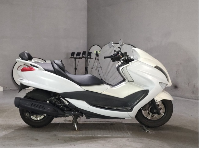 Мотоцикл Yamaha MAJESTY 250 с пробегом 39367 km