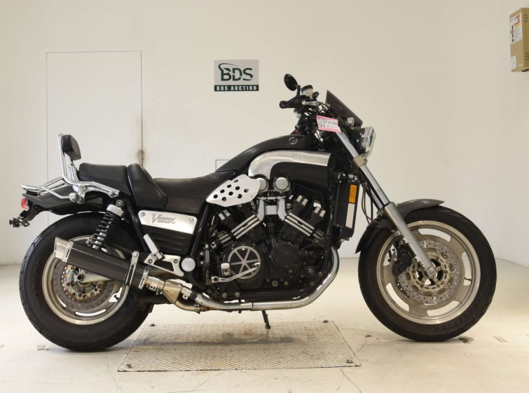 Мотоцикл Yamaha V-MAX1200 з пробігом 33655 m
