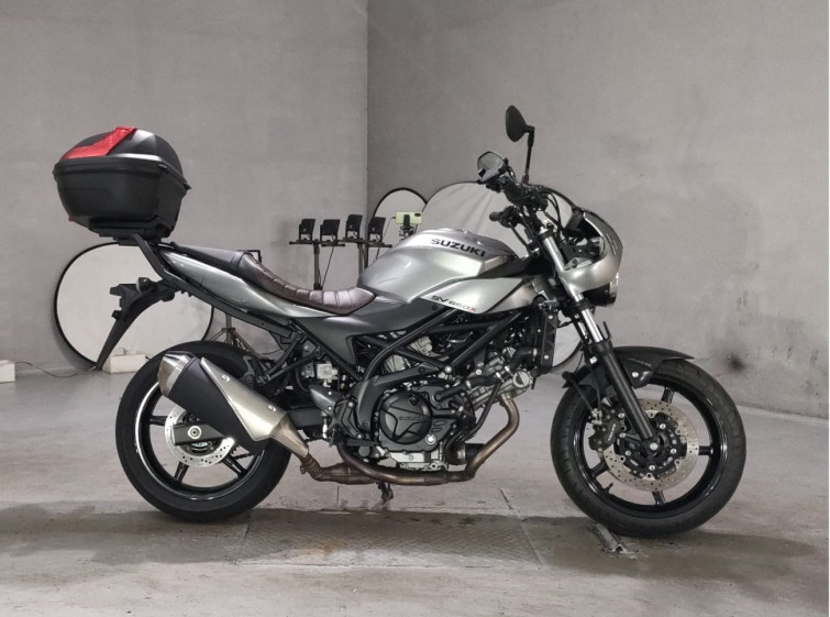 Мотоцикл Suzuki SV650X з пробігом 5600 km