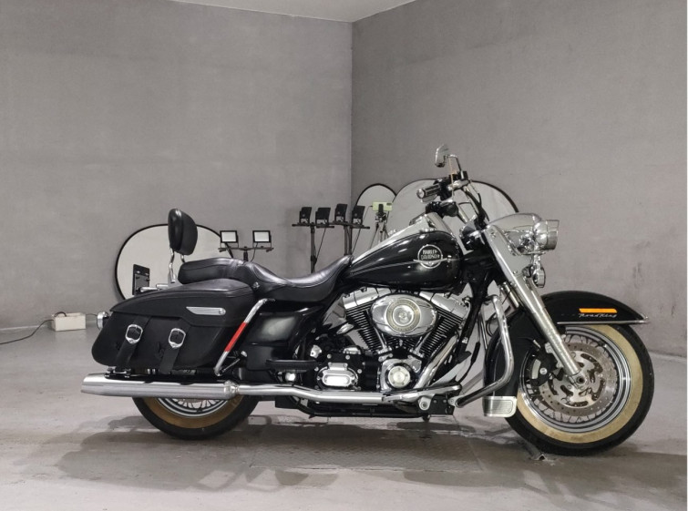 Мотоцикл HD ROAD KING FLHRC1580 с пробегом 8547 km