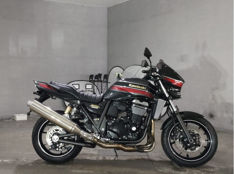 Мотоцикл Kawasaki ZRX1200 с пробегом 8958 km