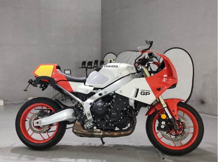 Мотоцикл Yamaha XSR900GP з пробігом 4027 km