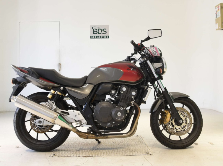 Мотоцикл Honda CB400SFV с пробегом 6506 km