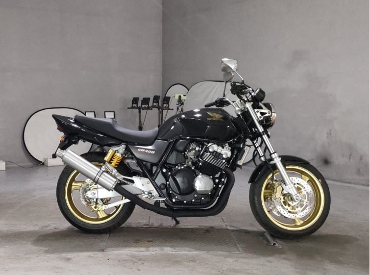 Мотоцикл Honda CB400SFV