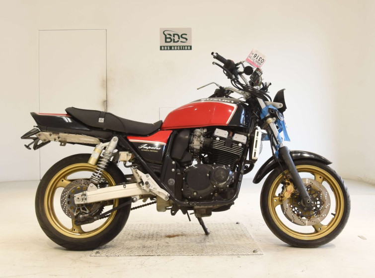 Мотоцикл Suzuki GSX400 IMPULSE
