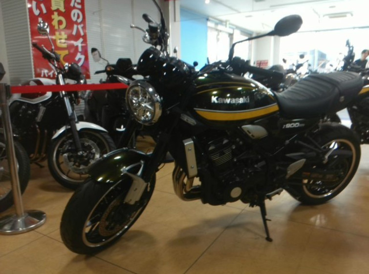 Мотоцикл Kawasaki Z900RS с пробегом 8825 km