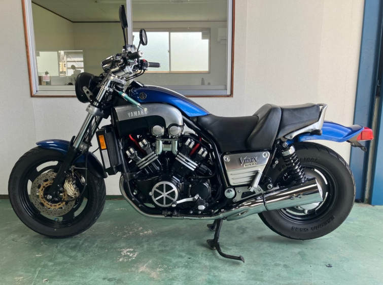 Мотоцикл Yamaha V-MAX1200 з пробігом 35150 m