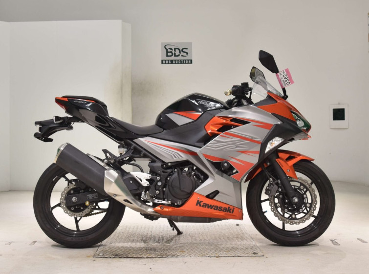 Мотоцикл Kawasaki NINJA400 с пробегом 18695 km