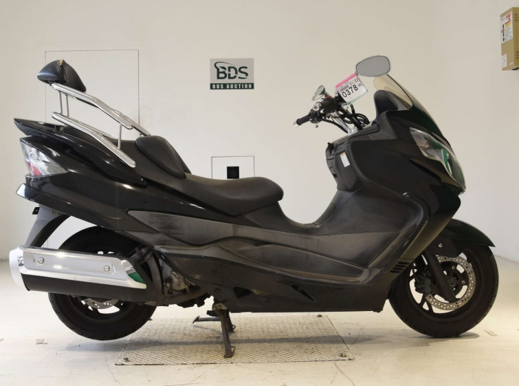 Мотоцикл Suzuki SKYWAVE 250