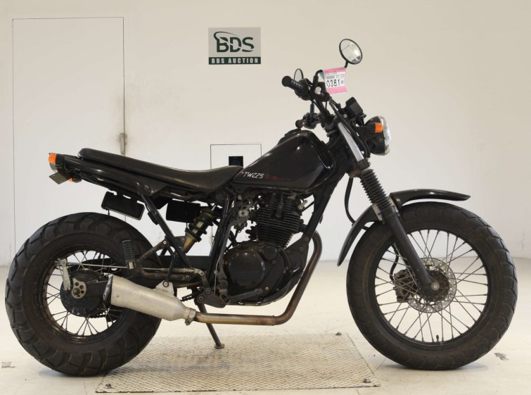 Мотоцикл Yamaha TW225 з пробігом 7809 km
