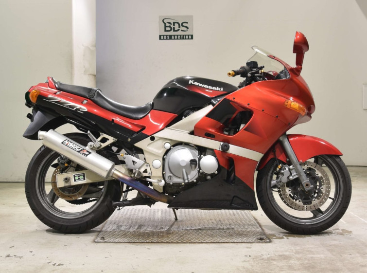 Мотоцикл Kawasaki ZZ-R400 с пробегом 20908 km