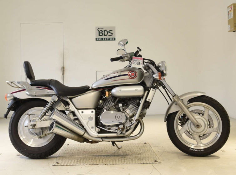 Мотоцикл Honda MAGNA250 з пробігом 20671 km