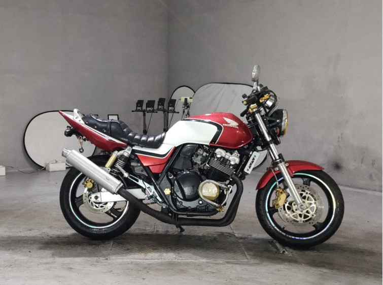 Мотоцикл Honda CB400SFV з пробігом 37943 km