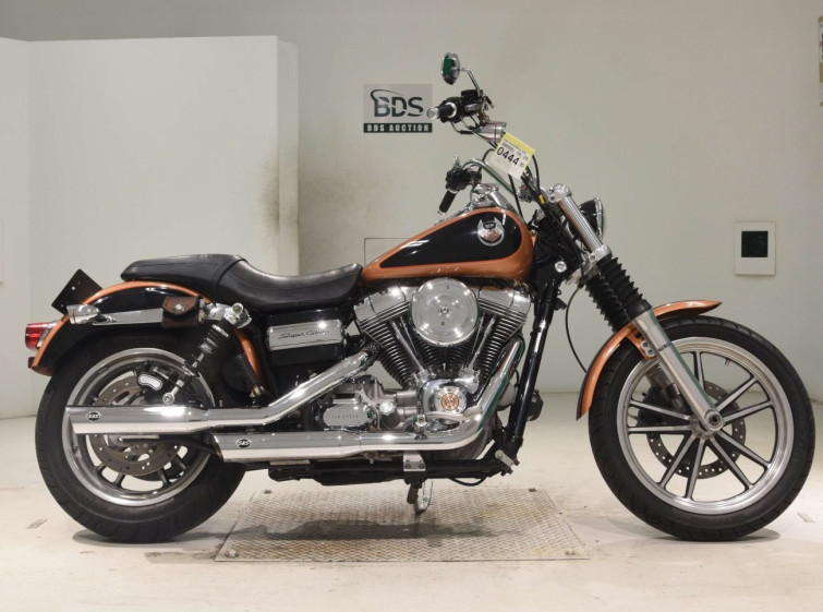Мотоцикл HD SUPER GLIDE FXDC1580 з пробігом 25971 km