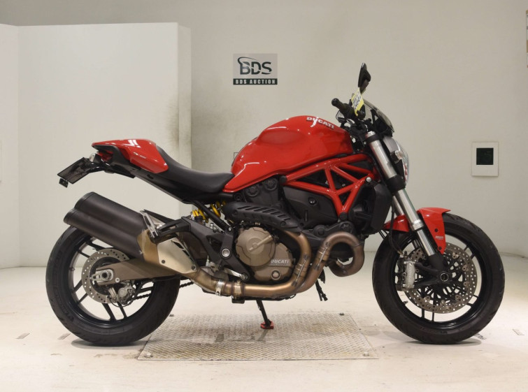 Мотоцикл Ducati MONSTER 821 з пробігом 10765 km