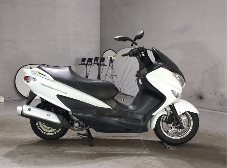 Мотоцикл Suzuki BURGMAN 200 с пробегом 91757 km