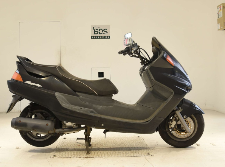Мотоцикл Yamaha MAJESTY 250 з пробігом 10838 km