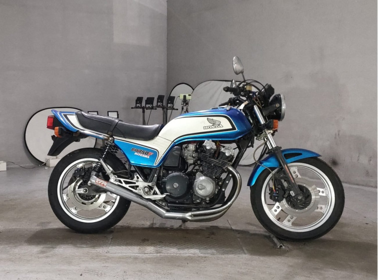 Мотоцикл Honda CB750FOUR с пробегом 39331 km