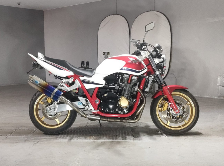 Мотоцикл Honda CB1300SF з пробігом 6325 km